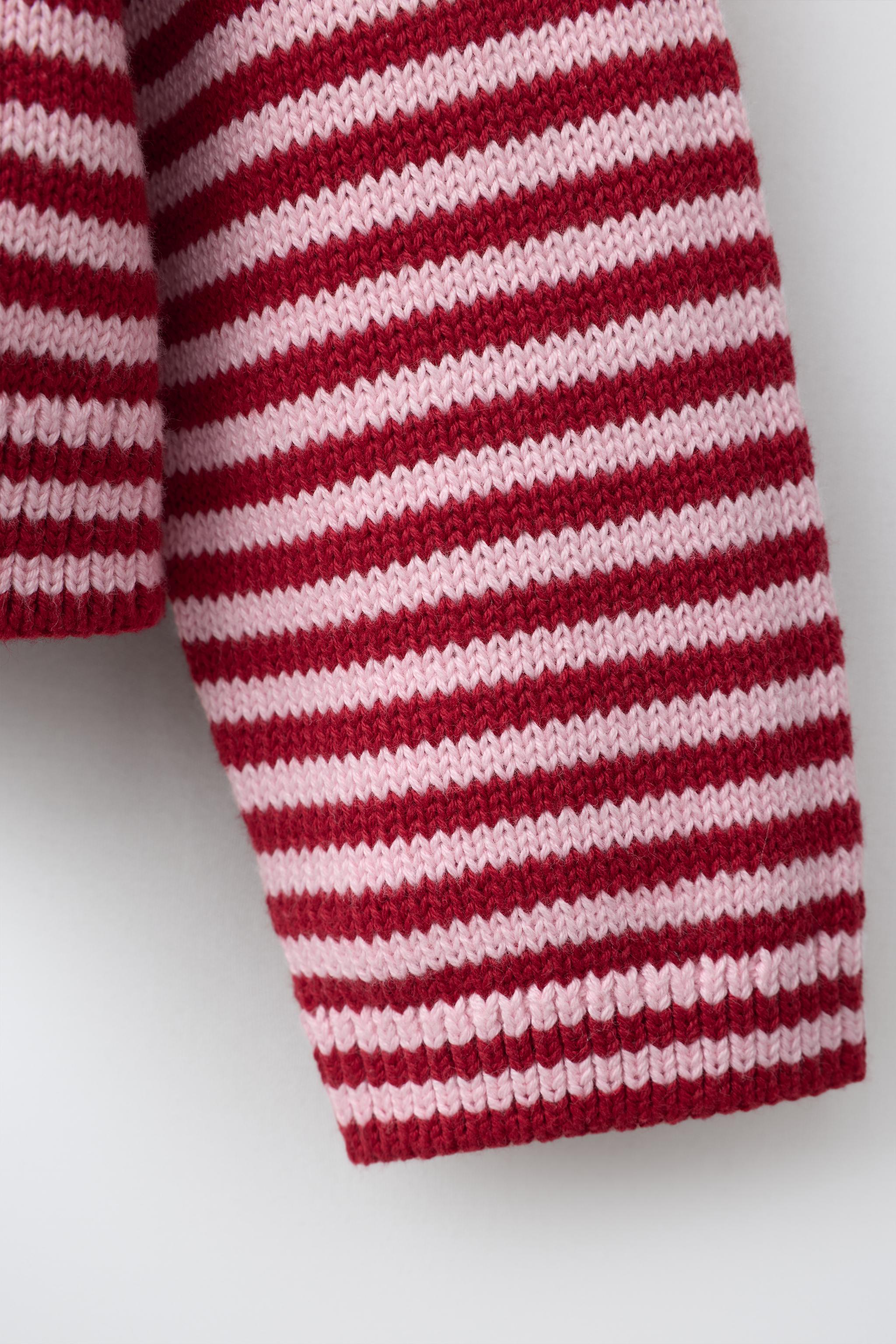 GILET EN MAILLE RAYURES ET CERISES
